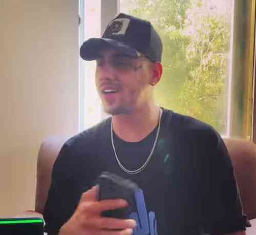 شایان یو من یه خدایی دارم